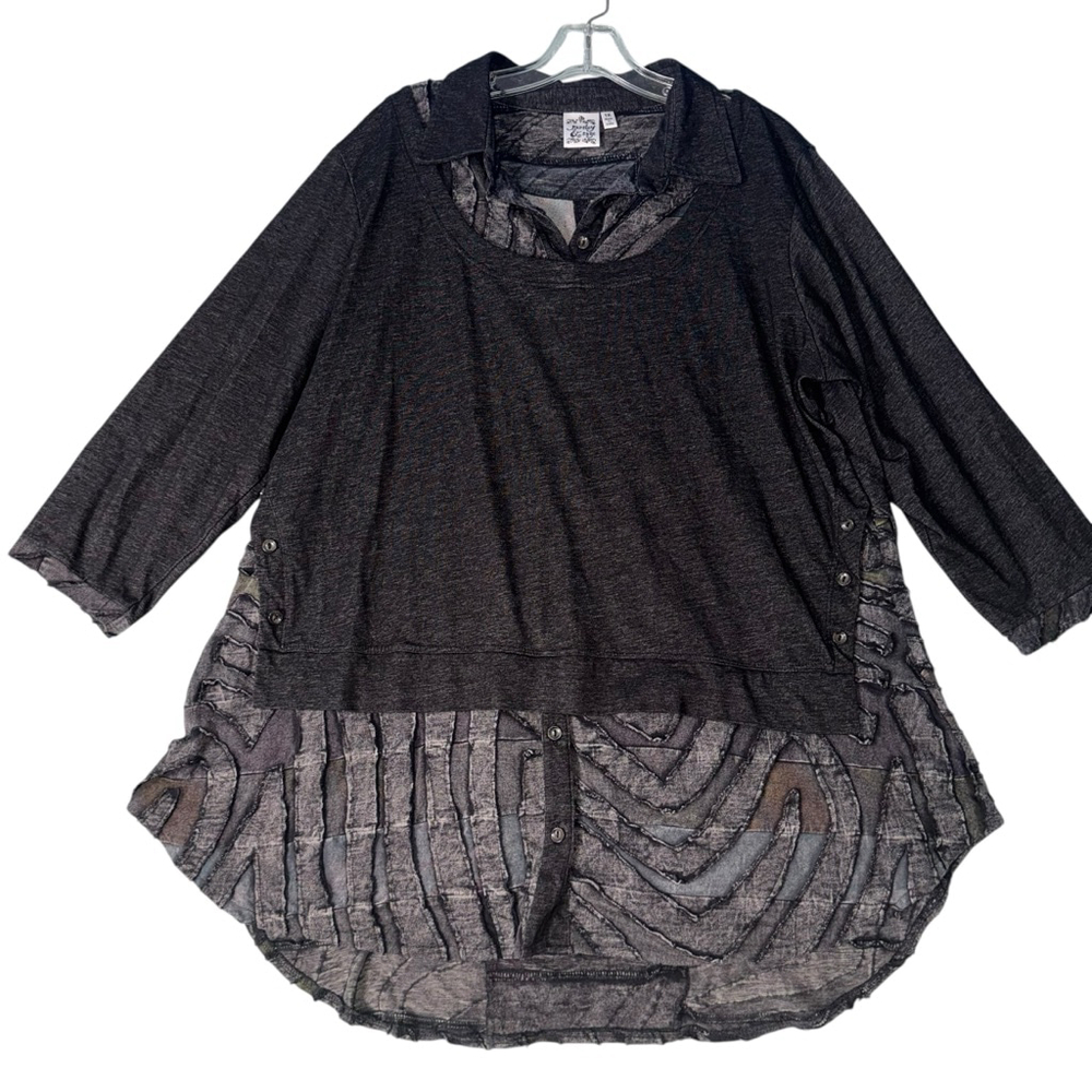 Women's Parsley & Sage Gray Black Tunic Top Size 1x Boho Patterned Artsy Button